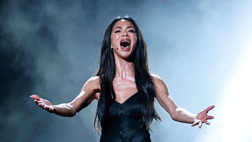 Nicole Scherzinger, hier bei einem Auftritt 2025 in New York, hat sich vor ihrem Konzert in Düsseldorf schwere Verbrühungen zugezogen. Nicole Scherzinger, hier bei einem Auftritt 2025 in New York, hat sich vor ihrem Konzert in Düsseldorf schwere Verbrühungen zugezogen.