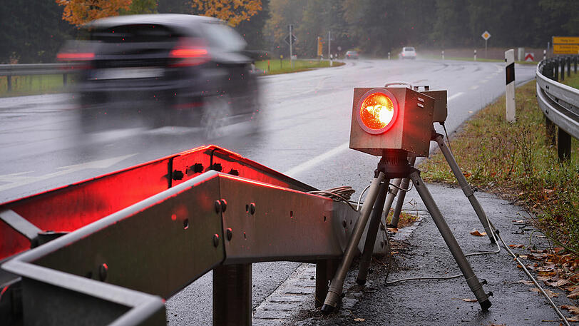 Fast 100 km/h zu schnell war der Porschefahrer.