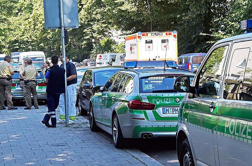 Bilder vom Großeinsatz der Polizei in Berg am Laim.