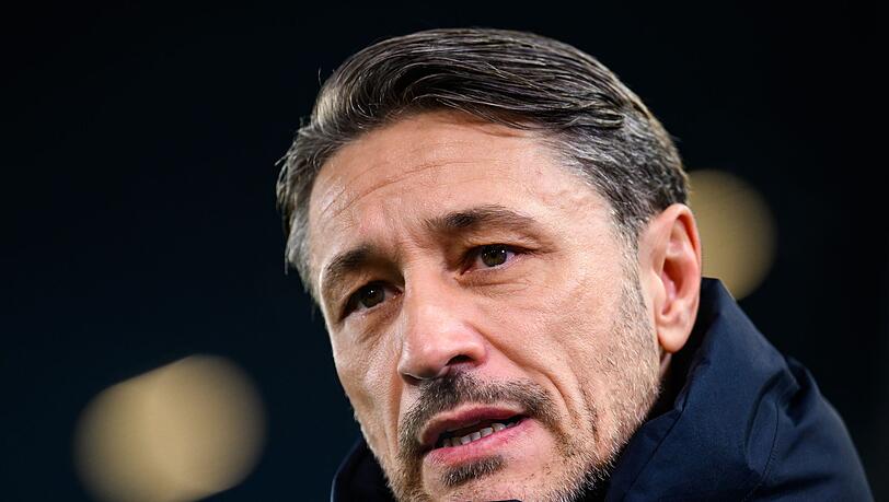 Niko Kovac sprach vor der Partie in Augsburg auch über seinen Abwehrchef Nico Schlotterbeck. Niko Kovac sprach vor der Partie in Augsburg auch über seinen Abwehrchef Nico Schlotterbeck.