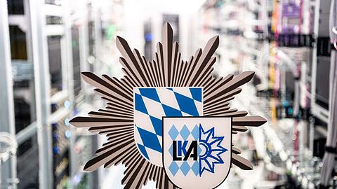 Das bayerische LKA führte die Festnahmen durch. (Symbolbild)