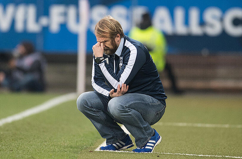 Musste seinen Job als Cheftrainer mit einer Niederlage in Bochum wieder abtreten: 1860-Interimscoach Daniel Bierofka.