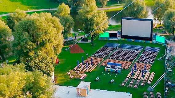 Das Kino am Olympiasee startet in die Saison.