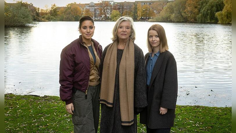 Almila Bagriacik, Jutta Speidel und Karoline Schuch (v.l.n.r.) drehen neue Kieler "Tatort"-Krimis. Almila Bagriacik, Jutta Speidel und Karoline Schuch (v.l.n.r.) drehen neue Kieler "Tatort"-Krimis.