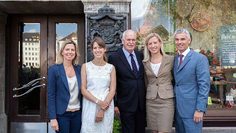 Familienunternehmen: Wille mit seinen Töchtern (v. l.) Ellen Ruthrof, Simone Werle, Julia Dengler und Schwiegersohn Johannes Dengler.