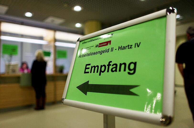 Nach einem Medienbericht geht die Zahl der gegen Hartz-IV-Bezieher verhängten weiter zurück. Foto: Oliver Berg/Symbolbild