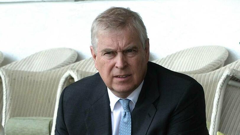 Britische Medien erheben massive Vorwürfe gegen Prinz Andrew. Britische Medien erheben massive Vorwürfe gegen Prinz Andrew.