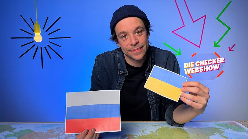 In dem "Checker Tobi"-Ablegerformat "Die Checker-Webshow" widmet sich Tobi Krell auch immer wieder schwierigen Themen und arbeitet sie kindgerecht auf. 2022 etwa erklärte er dabei die Hintergründe von Putins Angriffskrieg auf die Ukraine. In dem "Checker Tobi"-Ablegerformat "Die Checker-Webshow" widmet sich Tobi Krell auch immer wieder schwierigen Themen und arbeitet sie kindgerecht auf. 2022 etwa erklärte er dabei die Hintergründe von Putins Angriffskrieg auf die Ukraine.
