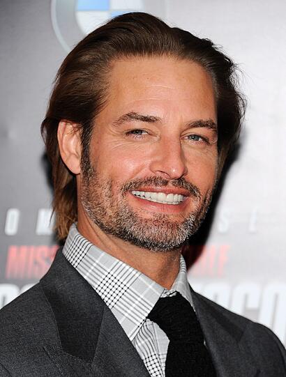 Auch "Lost"-Schauspieler Josh Holloway spielt in dem Film einen Agenten.