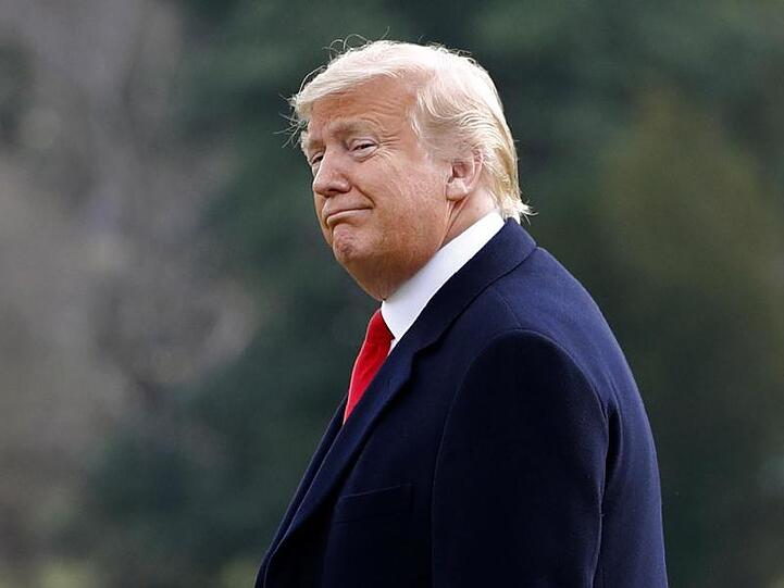 Die Einladung zu den Nahost-Gesprächen erfolgt inmitten des Amtsenthebungsverfahren gegen Trump im US-Senat.