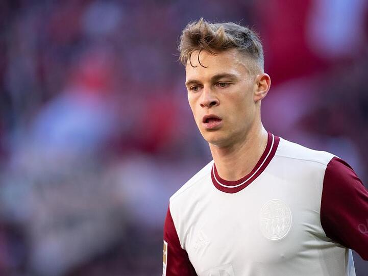 "Die Meinungen werden zwiegespalten sein", sagt Joshua Kimmich über eine Fortsetzung der Bundesliga-Saison im Mai.