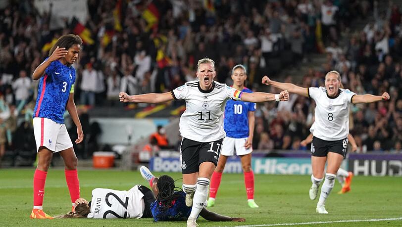 Überzeugt auf ganzer Linie: Alexandra Popp (M) erzielte schon sechs Tore.