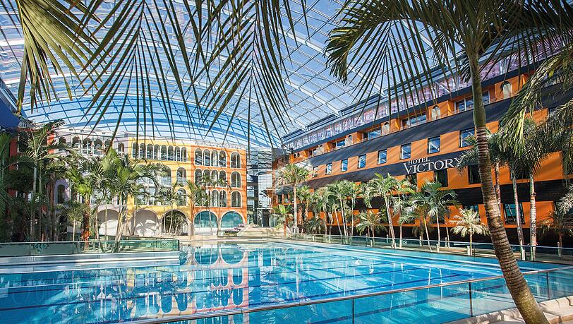Entspannung für den Gewinner: Das Hotel Victory und die direkt angrenzende Thermenlandschaft der Therme Erding. Entspannung für den Gewinner: Das Hotel Victory und die direkt angrenzende Thermenlandschaft der Therme Erding.