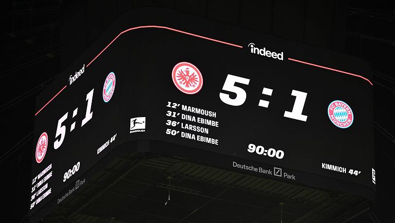 Der FC Bayern unterlag bei der Frankfurter Eintracht mit 1:5.