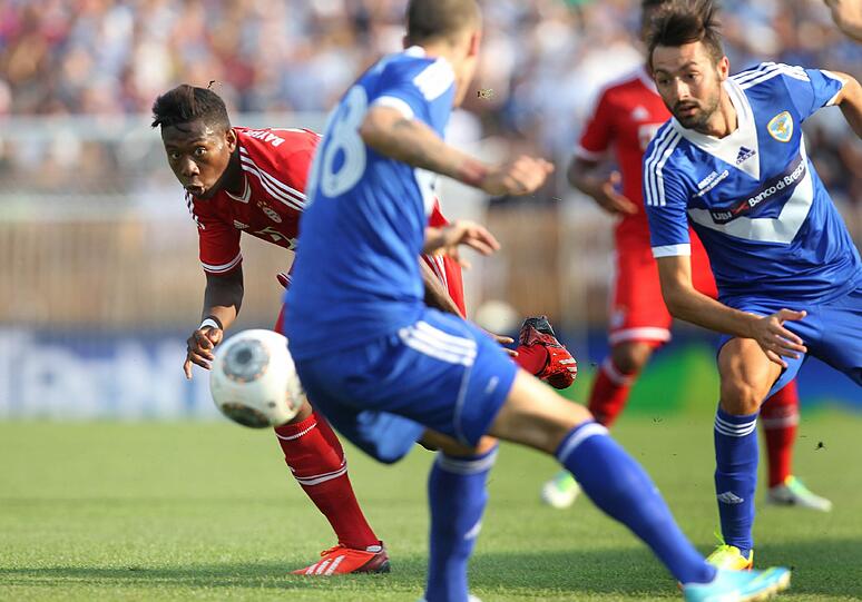 FC Bayern gegen Brescia Calcio: Die besten Szenen auf und neben dem Platz.