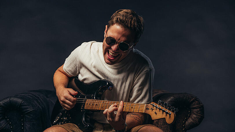 Liveshow zwischen Lachtr&auml;nen und G&auml;nsehaut: Oimara & Freind am 26. Juni.