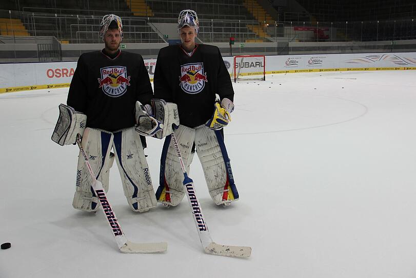 Die EHC-Goalies Florian Hardy (l.) und Niklas Treutle.