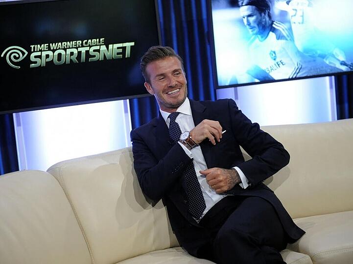 Soll nach dem Willen der Gattin künftig auf dem heimischen Sofa sitzen: David Beckham