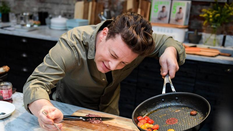 Jamie Oliver vermisst in seiner Heimat Restaurants mit deutscher Küche. Jamie Oliver vermisst in seiner Heimat Restaurants mit deutscher Küche.