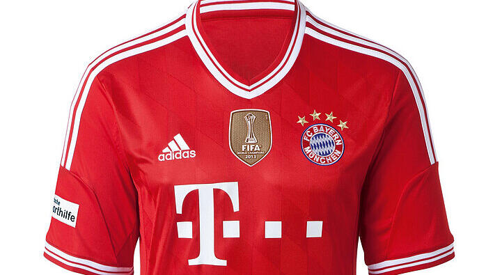 Mit einem speziellen Trikot tritt der FC Bayern gegen Bayer Leverkusen an: Besonderheit: Fans können ihren Namen auf das Leiberl drucken lassen. Mit einem speziellen Trikot tritt der FC Bayern gegen Bayer Leverkusen an: Besonderheit: Fans können ihren Namen auf das Leiberl drucken lassen.