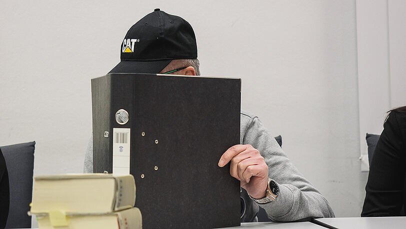 Nach Ansicht der Staatsanwaltschaft soll er lebenslang hinter Gitter: Der 54-Jährige, der Janina an Silvester erschoss.