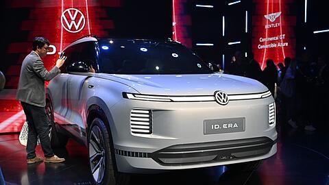 Volkswagen stellte einen SUV für sechs Leute vor.