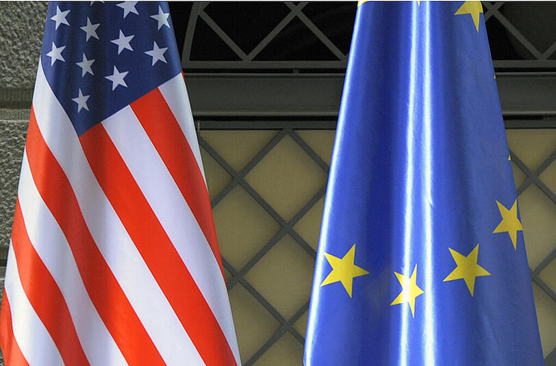 Die Verhandlungen über das transatlantische Freihandelsabkommen erreichen eine neue Stufe: geheime Papiere wurden veröffentlicht, die zeigen, wie sehr die USA Druck auf die EU ausüben.