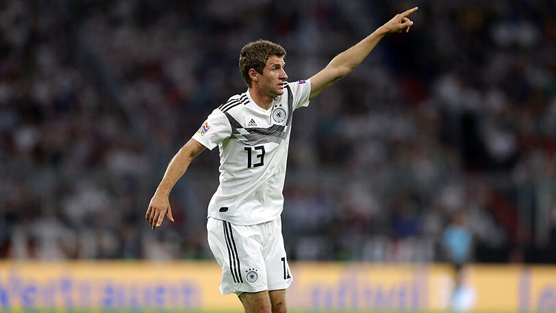 THOMAS MÜLLER - NOTE 2: Rochierte wie alle drei Offensiven viel. Fightete in den Eins-gegen-Eins-Situationen um jeden Ball, versuchte. Gegen Ende des Spiels mit Chancen &ndash; nur der Treffer fiel nicht.