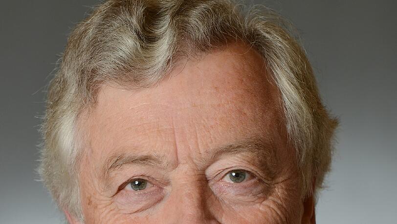 Prof. Michael Wink hält den Vortrag zur menschlichen Evolution. Prof. Michael Wink hält den Vortrag zur menschlichen Evolution.