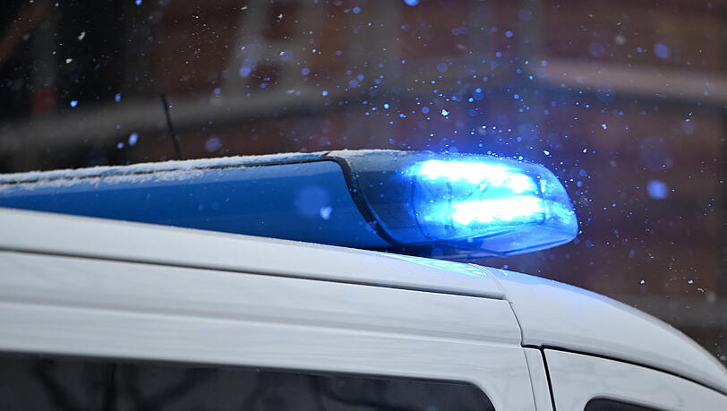 Die Polizei ist mit 20 Streifen im Einsatz, nachdem zwei Männer in Schwabing in Streit geraten waren. (Symbolbild) Die Polizei ist mit 20 Streifen im Einsatz, nachdem zwei Männer in Schwabing in Streit geraten waren. (Symbolbild)