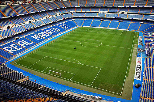 Das Stadion Bernabeu in Madrid. Hier tritt der FC Bayern München am 23. April zum Halbfinale in der Champions League gegen Real Madrid an.