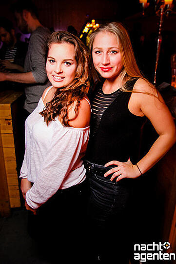 Klicken Sie sich durch die Partybilder aus den Münchner Clubs von Samstagabend. Finden Sie sich wieder?
