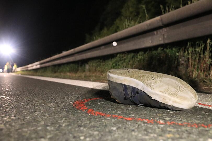 Beziehungsdrama auf der A70 - die Bilder vom Unglücksort.