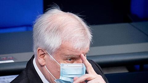 Bundesinnenminister Horst Seehofer ist positiv auf Corona getestet worden.