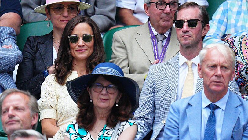 Pippa und James Matthews sind die Besitzer der "Bucklebury Farm". Das Wohl ihrer Tiere liegt ihnen am Herzen. Pippa und James Matthews sind die Besitzer der "Bucklebury Farm". Das Wohl ihrer Tiere liegt ihnen am Herzen.