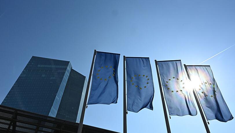 Der EZB-Rat h&auml;lt die Leitzinsen im Euroraum seit Monaten unver&auml;ndert.