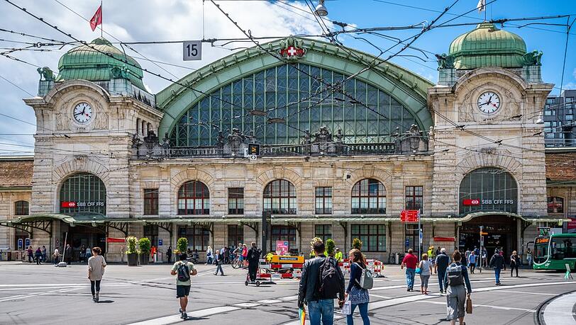 Basel lässt sich wunderbar per Zug erreichen.