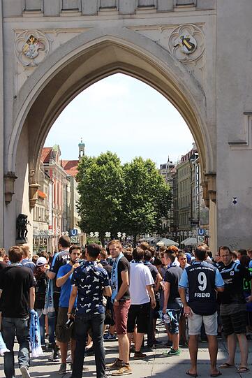 Der Protestmarsch der Fans des TSV 1860 gegen RB Leipzig: Die Bilder.