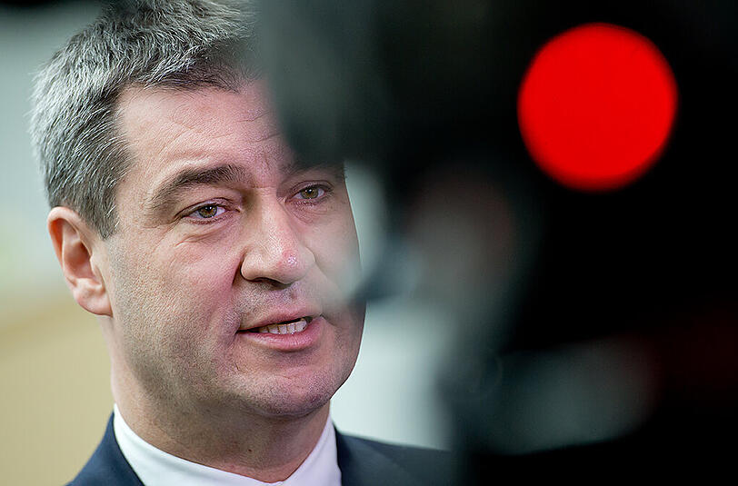 Bayerns Finanz- und Heimatminister Markus Söder will mit einer härteren Linie gegen das Aufkommen und Verbreiten rechter Strömungen vorgehen.