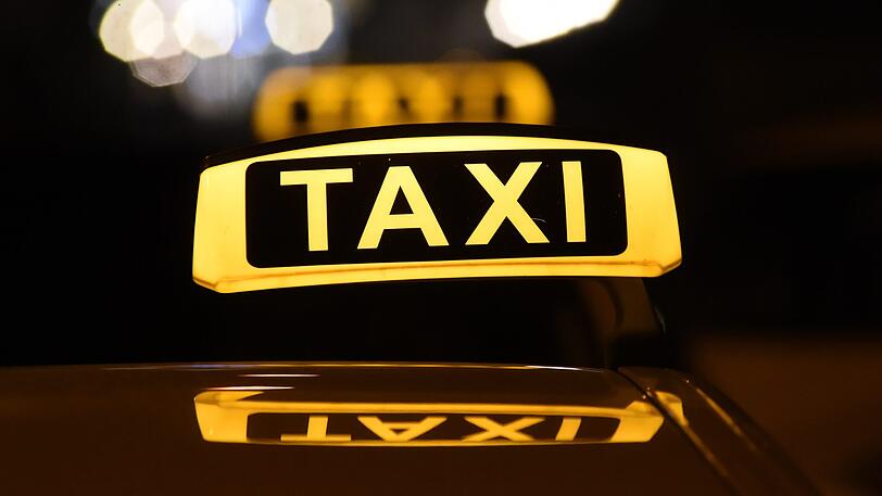 Ein Taxi bei Nacht ist praktisch. Mitunter aber zu teuer.