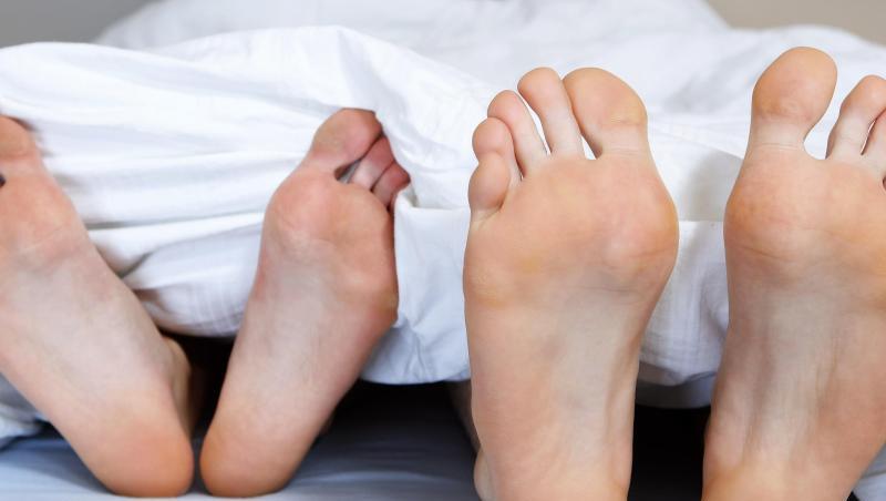 Von wegen wenig Bindung, viele Chancen: Laut Studie haben Singles am wenigsten Sex. Von wegen wenig Bindung, viele Chancen: Laut Studie haben Singles am wenigsten Sex.