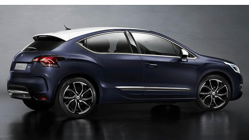 Blaues Wunder für die Oper: das Sondermodel "DS 4 Opéra Blue". Blaues Wunder für die Oper: das Sondermodel "DS 4 Opéra Blue".