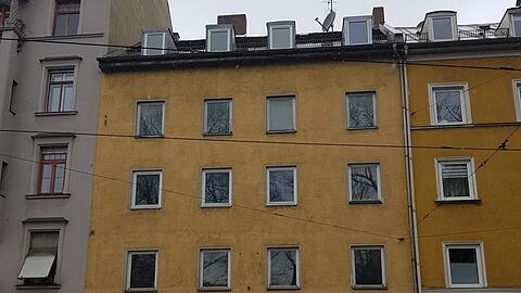 Das Haus Johannisplatz 16. Hier wird bald ein Neubau mit schicken Wohnungen entstehen.