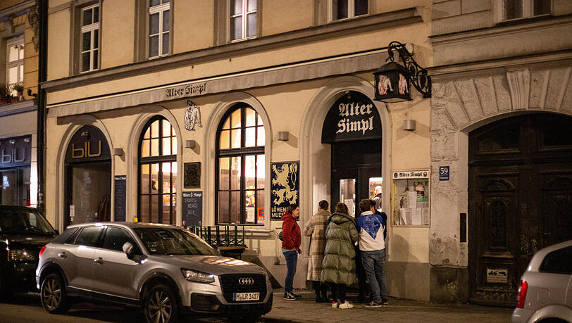 Eine echte Legende des Univiertels: Im Alten Simpl an der Türkenstraße haben Generationen von Studenten gefeiert.
