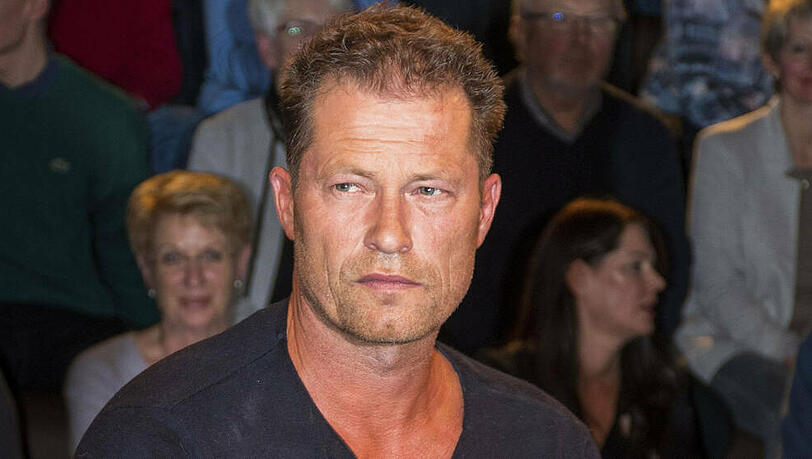 Til Schweiger spricht sich für ein CDU-Mitglied aus, das "Klartext redet" Til Schweiger spricht sich für ein CDU-Mitglied aus, das "Klartext redet"