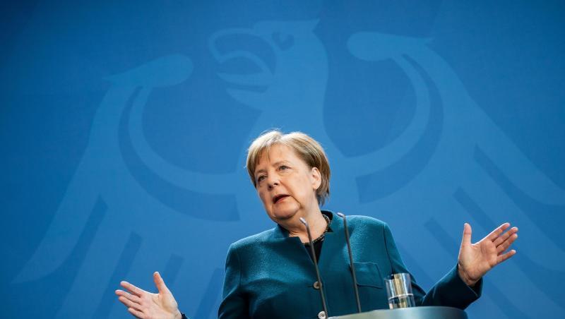 Bundeskanzlerin Angela Merkel spricht bei einer Pressekonferenz am 22. März. Momentan hält es Merkel für viel zu früh, über eine Lockerung der Maßnahmen zur Eindämmung der Corona-Pandemie zu sprechen. Bundeskanzlerin Angela Merkel spricht bei einer Pressekonferenz am 22. März. Momentan hält es Merkel für viel zu früh, über eine Lockerung der Maßnahmen zur Eindämmung der Corona-Pandemie zu sprechen.