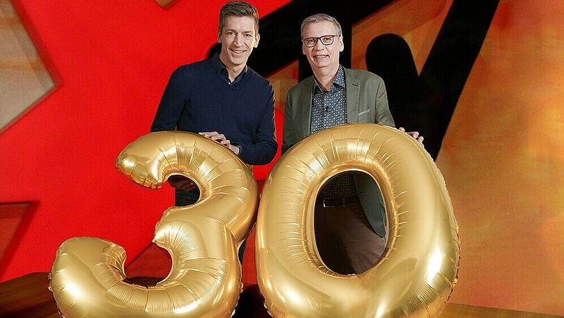 Steffen Hallaschka (l.) und Günther Jauch präsentieren die "stern TV"-Jubiläumssendung. Steffen Hallaschka (l.) und Günther Jauch präsentieren die "stern TV"-Jubiläumssendung.