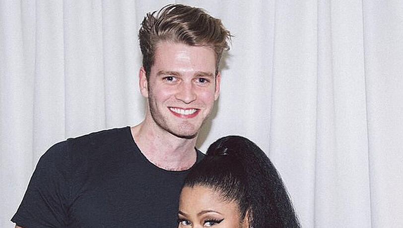 Dianas Neffe Louis Spencer und Nicki Minaj grinsen ganz anständig Dianas Neffe Louis Spencer und Nicki Minaj grinsen ganz anständig
