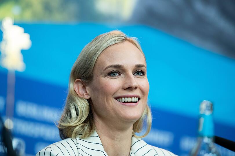 Diane Kruger setzt weiterhin auf ein natürlich aussehendes Zahnweiß, dennoch sind sie heller geworden.