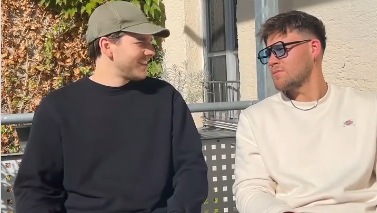 Quirin Eberl und Christoph Fuchs bilden das Musik-Duo Miami Boys. Aus einem Werbespot mit Cora Schumacher machten sie einen Remix. Quirin Eberl und Christoph Fuchs bilden das Musik-Duo Miami Boys. Aus einem Werbespot mit Cora Schumacher machten sie einen Remix.